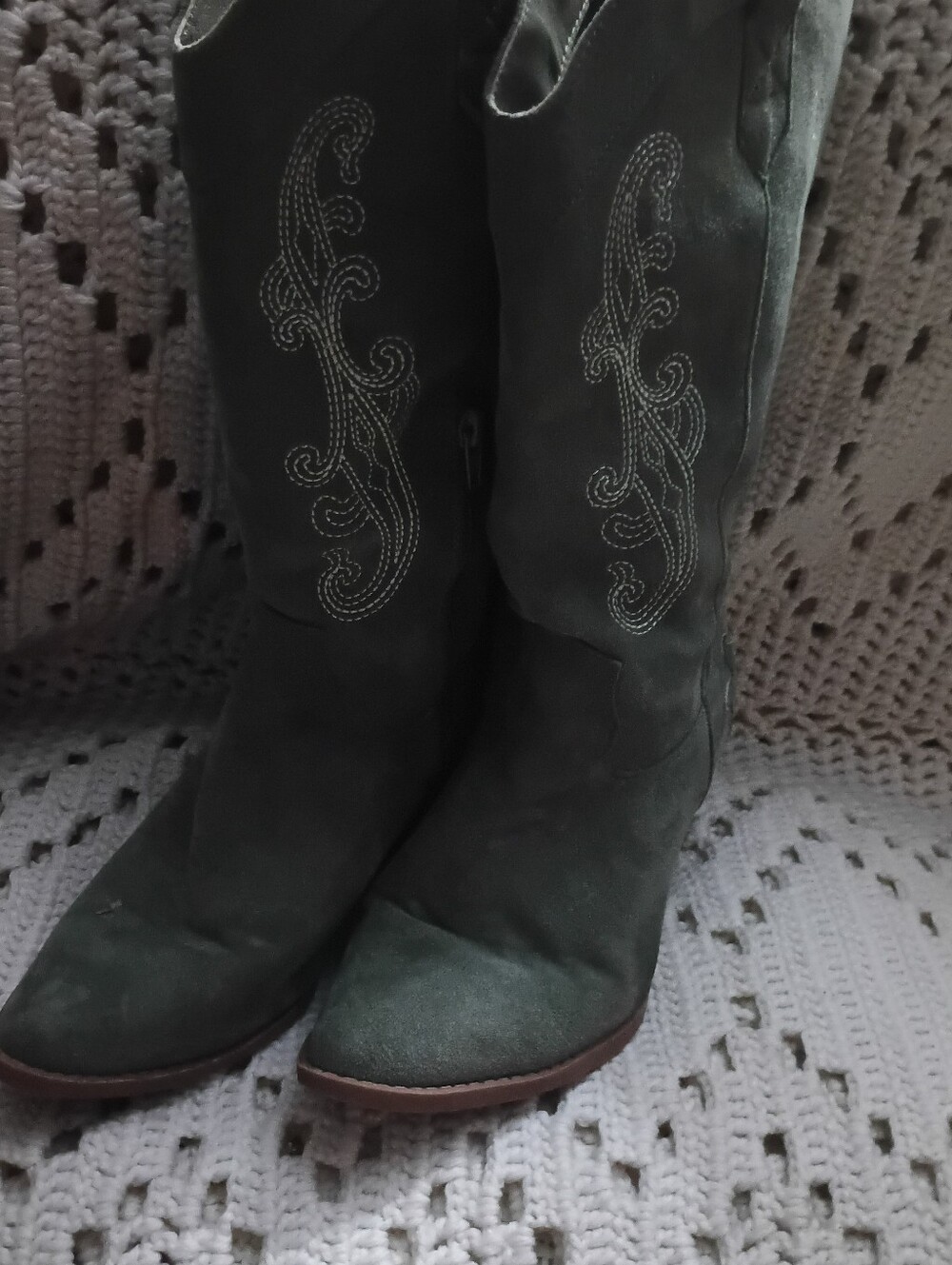 Women's Olive Embroidered Heeled Western Boots